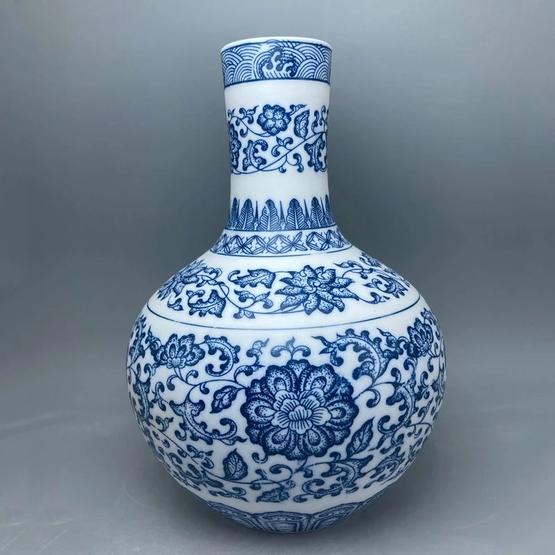 Vases à fleurs en porcelaine Bleu et Blanc